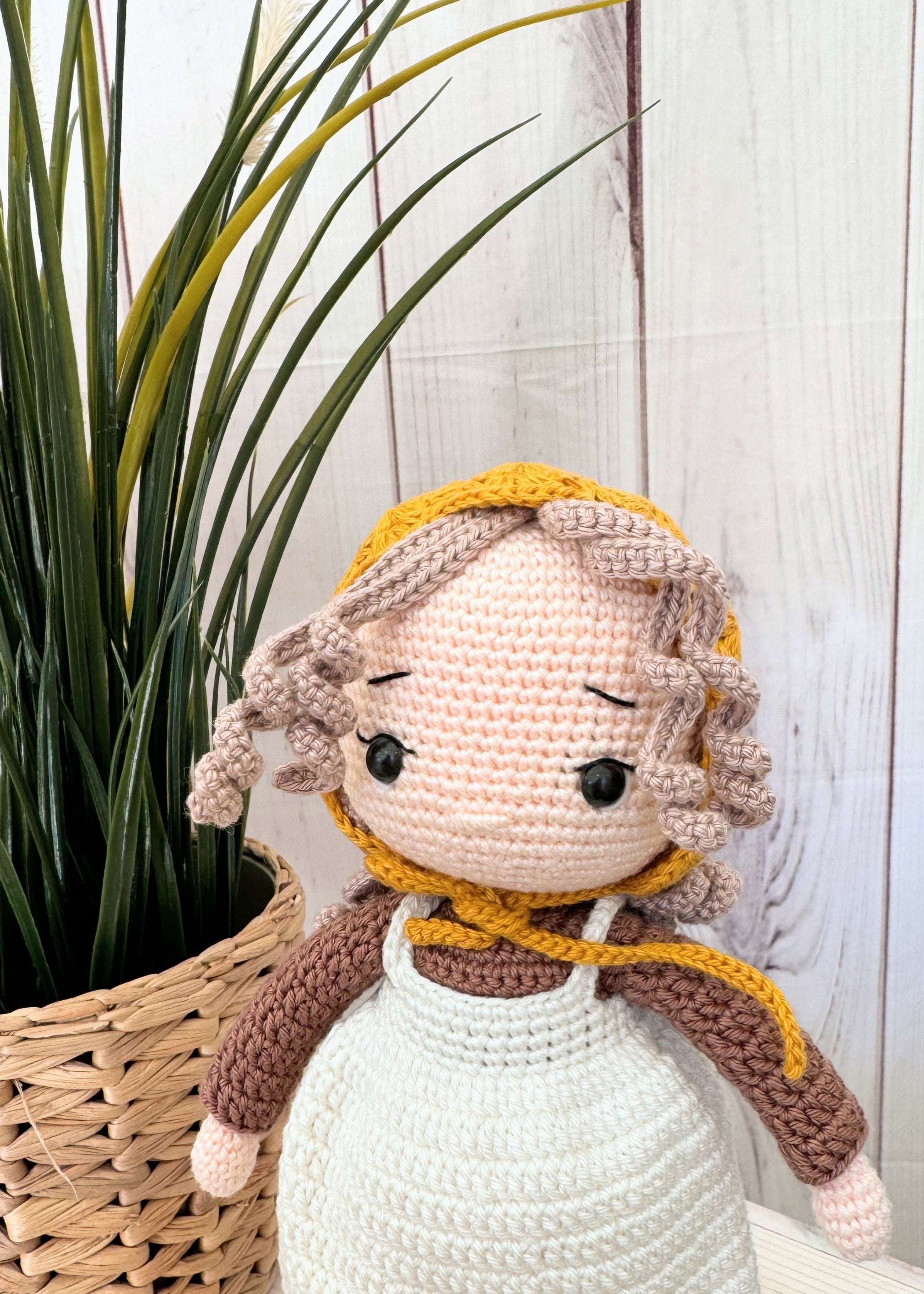 Isabel Crochet Doll 27cm