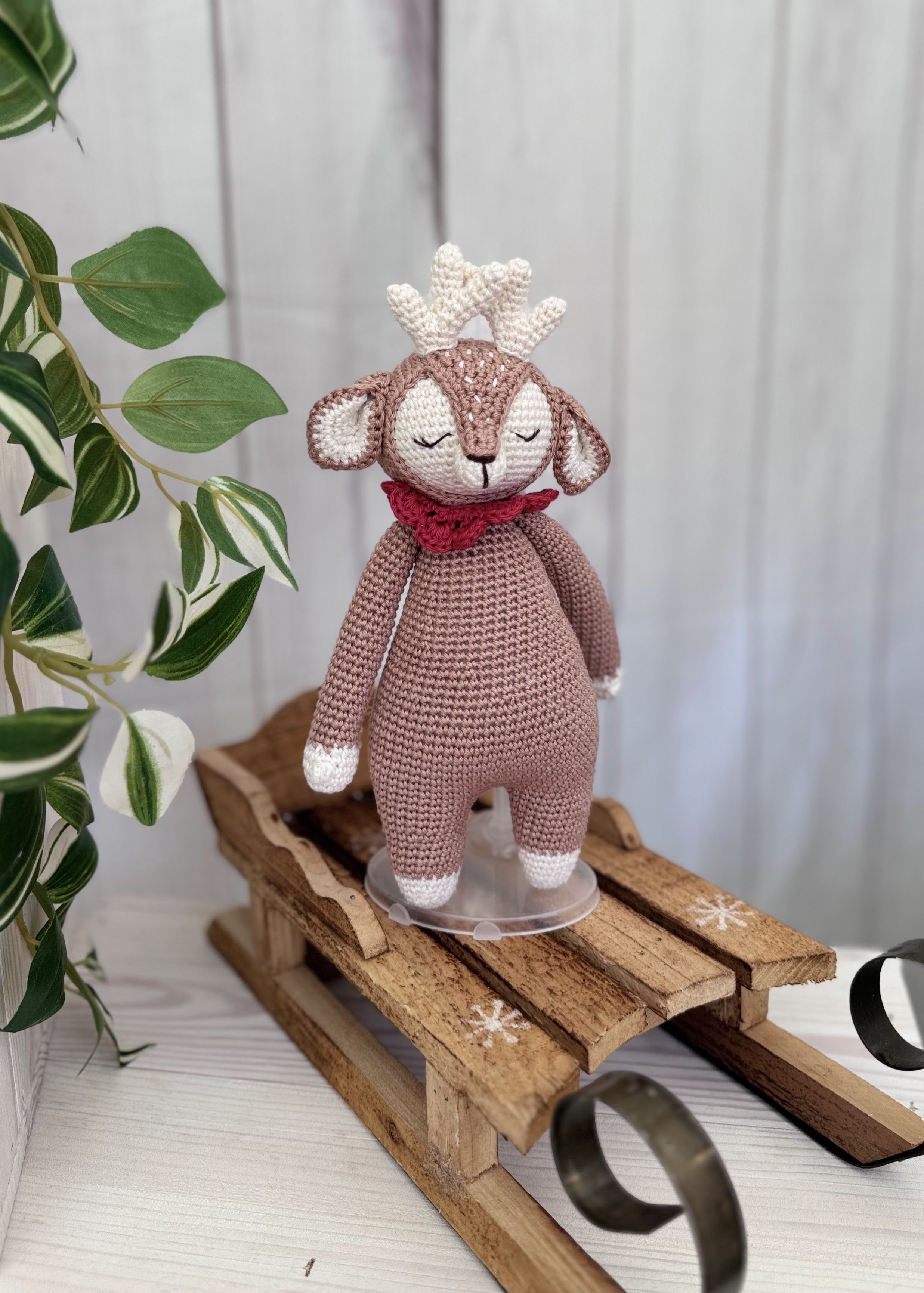 Reindeer Rudolph 23-26cm