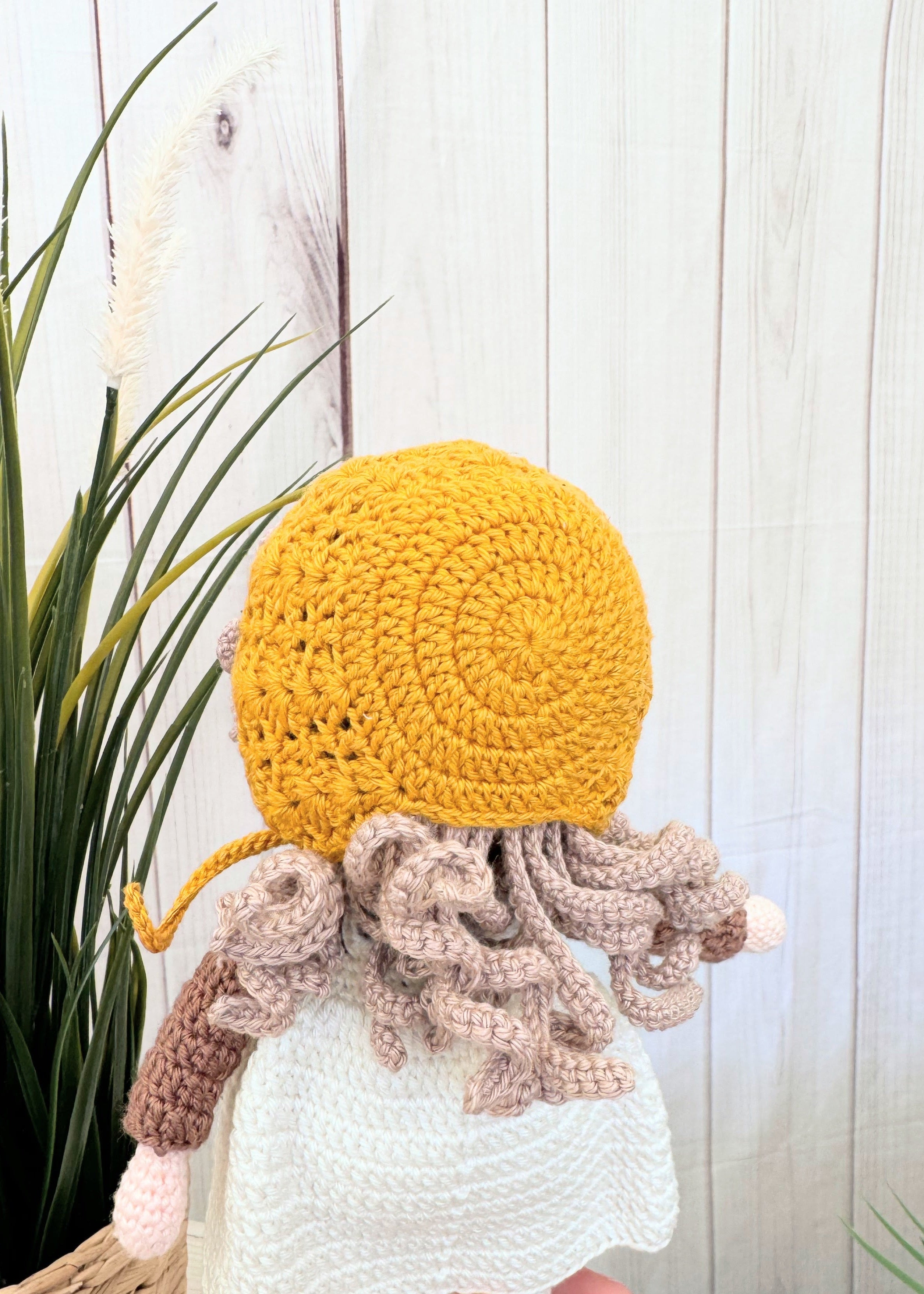 Isabel Crochet Doll 27cm